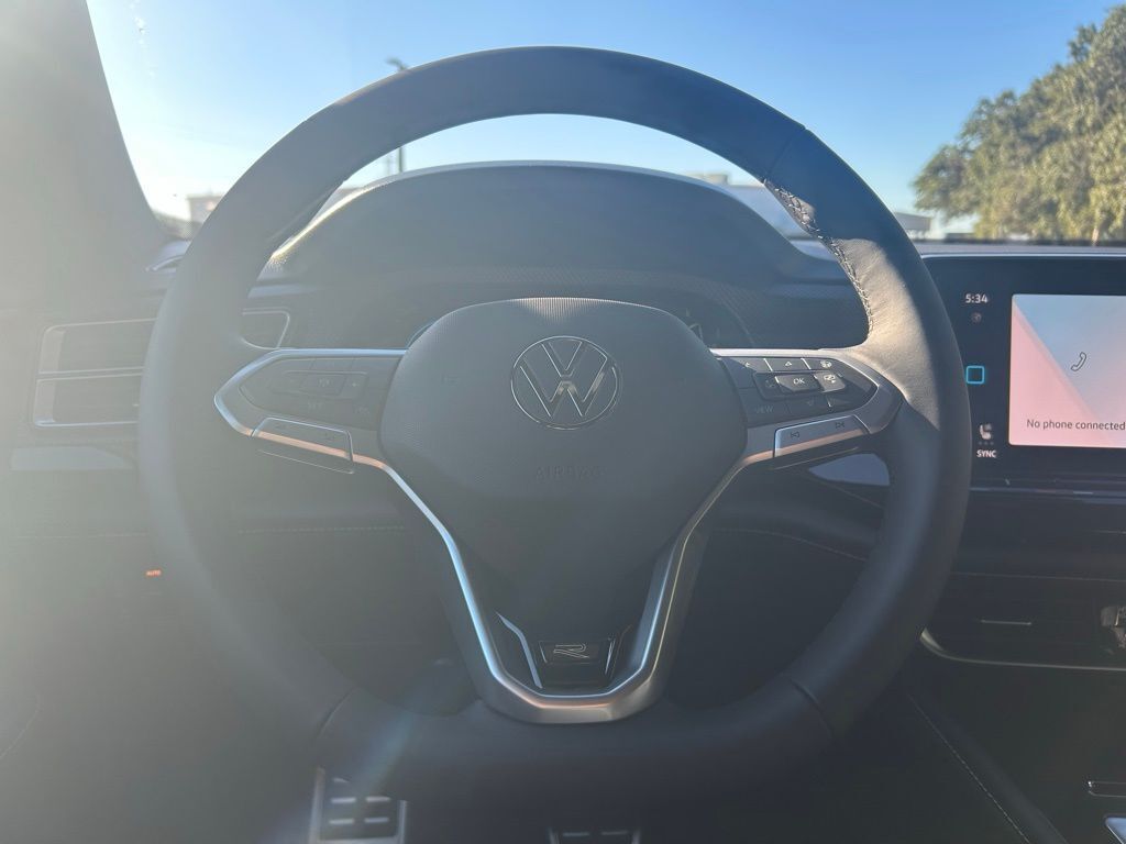 2026 Volkswagen Atlas Cross Sport 2.0T SEL Premium R-Line Tampa FL