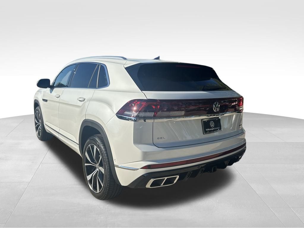 2026 Volkswagen Atlas Cross Sport 2.0T SEL Premium R-Line Tampa FL