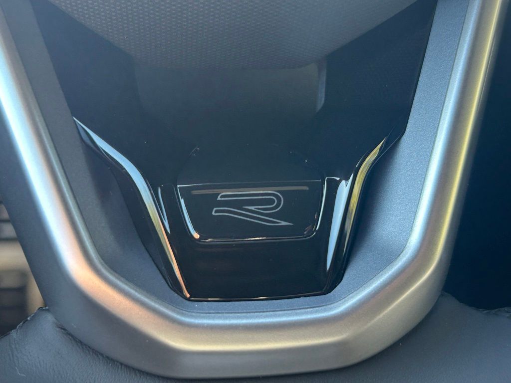 2026 Volkswagen Atlas Cross Sport 2.0T SEL Premium R-Line Tampa FL