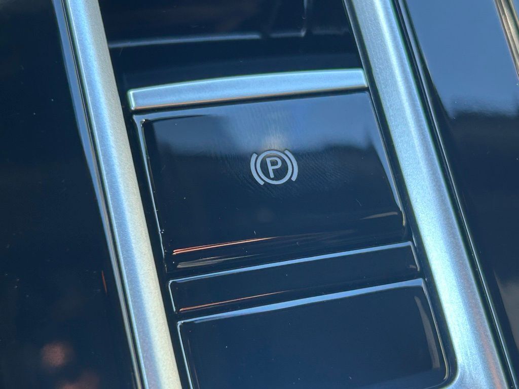 2026 Volkswagen Atlas Cross Sport 2.0T SEL Premium R-Line Tampa FL