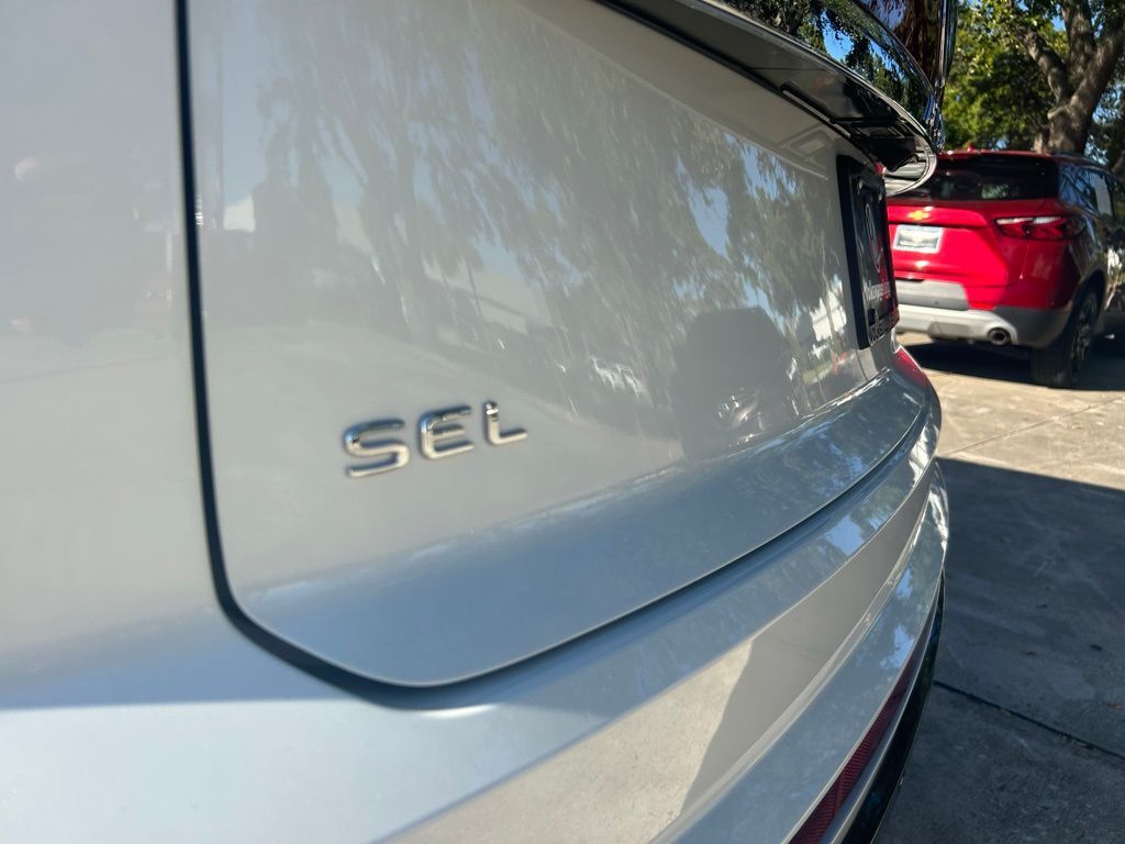 2026 Volkswagen Atlas Cross Sport 2.0T SEL Premium R-Line Tampa FL