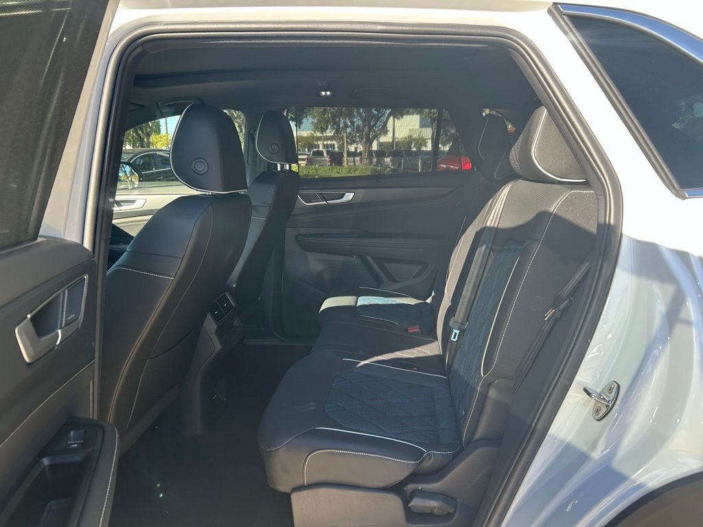 2026 Volkswagen Atlas Cross Sport 2.0T SEL Premium R-Line Tampa FL