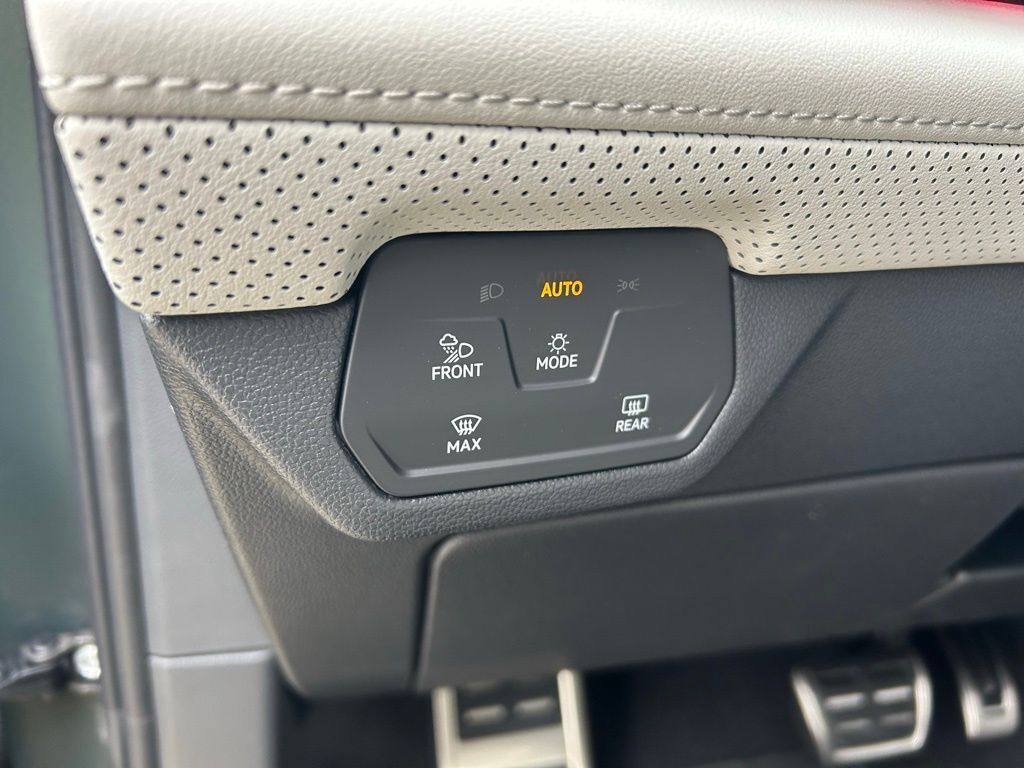 2026 Volkswagen Atlas Cross Sport 2.0T SEL Premium R-Line Tampa FL