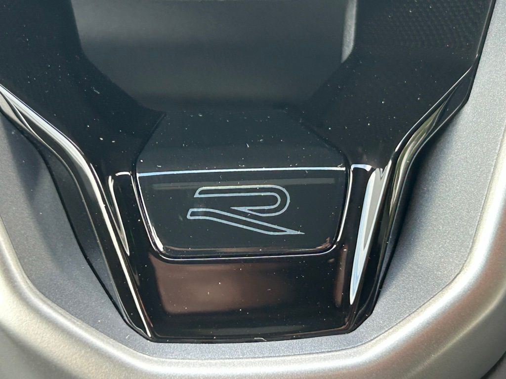 2026 Volkswagen Atlas Cross Sport 2.0T SEL Premium R-Line Tampa FL