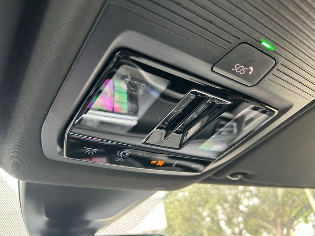 2026 Volkswagen Atlas Cross Sport 2.0T SEL Premium R-Line Tampa FL