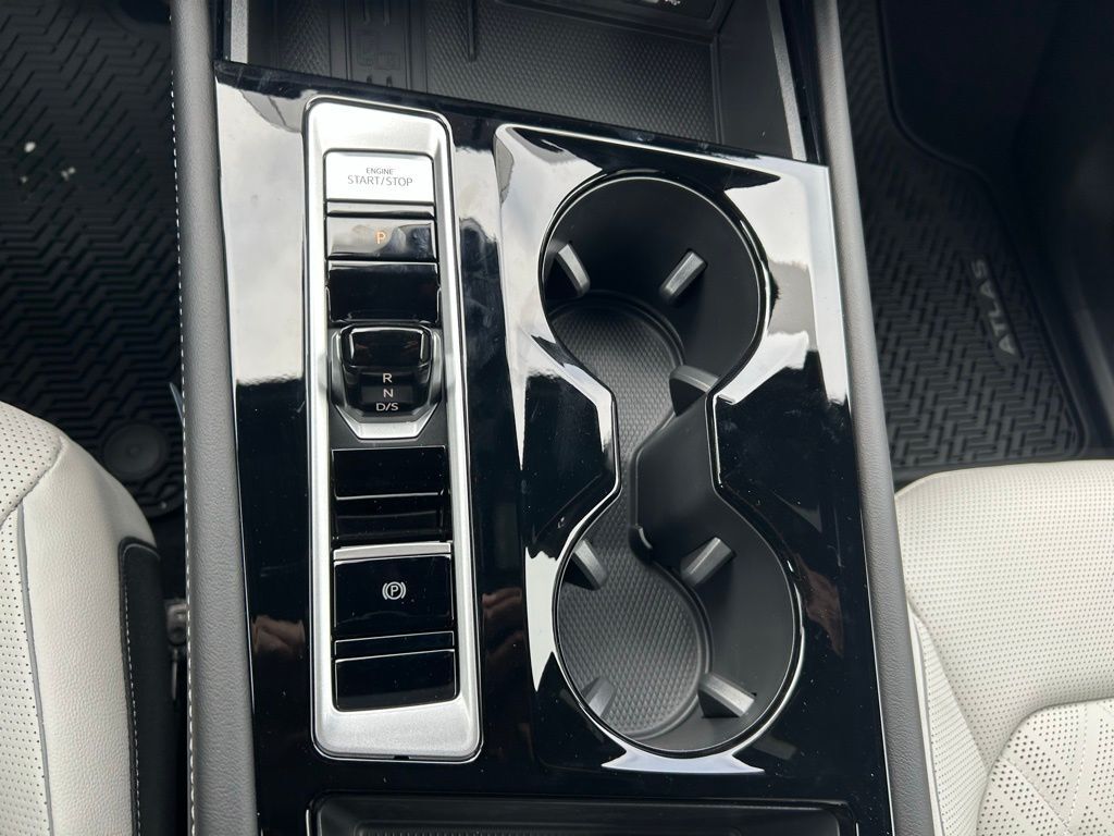 2026 Volkswagen Atlas Cross Sport 2.0T SEL Premium R-Line Tampa FL