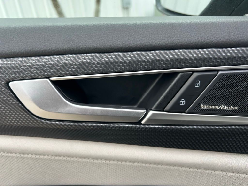 2026 Volkswagen Atlas Cross Sport 2.0T SEL Premium R-Line Tampa FL