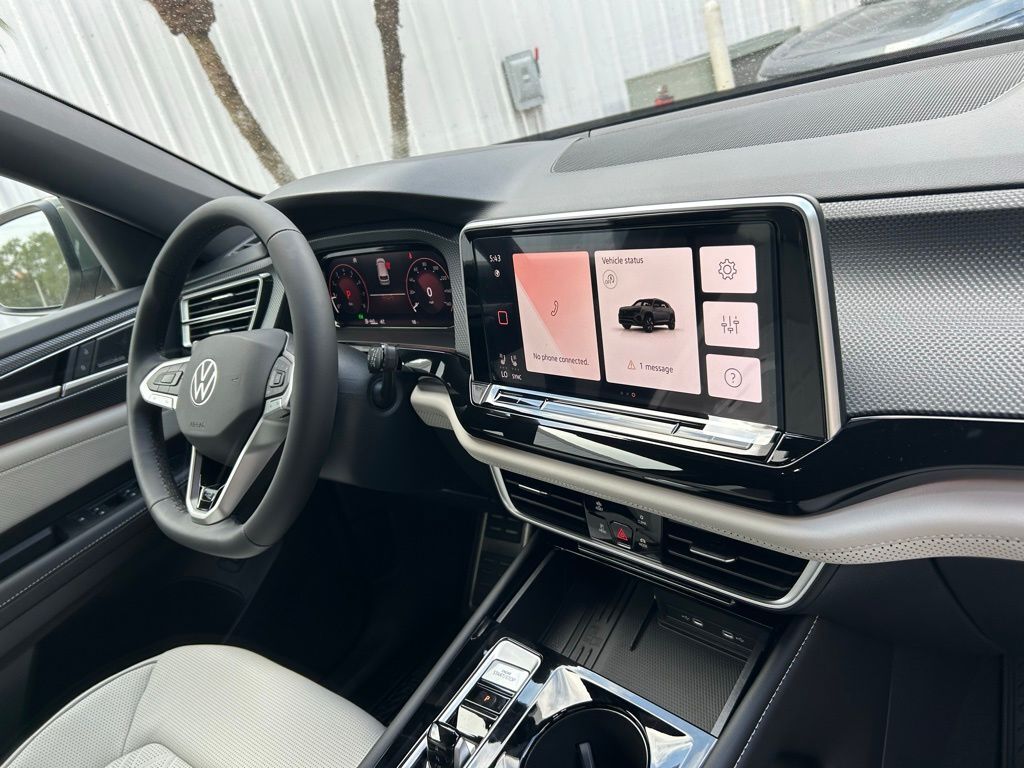 2026 Volkswagen Atlas Cross Sport 2.0T SEL Premium R-Line Tampa FL