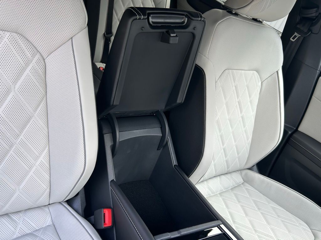 2026 Volkswagen Atlas Cross Sport 2.0T SEL Premium R-Line Tampa FL