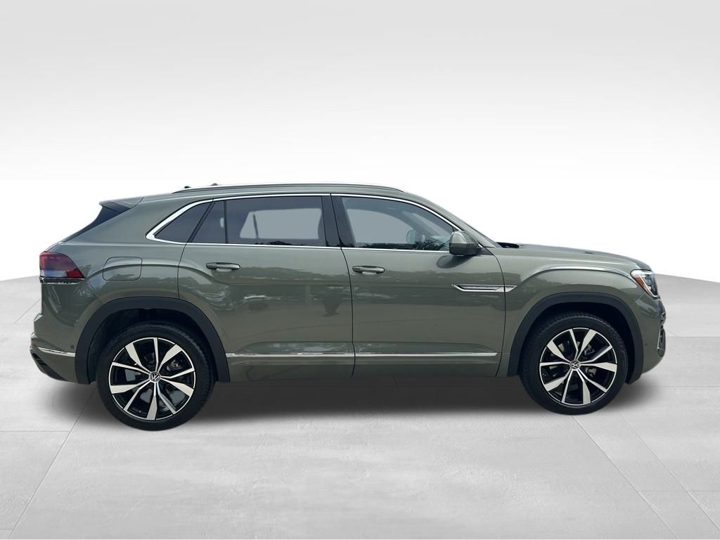 2026 Volkswagen Atlas Cross Sport 2.0T SEL Premium R-Line Tampa FL