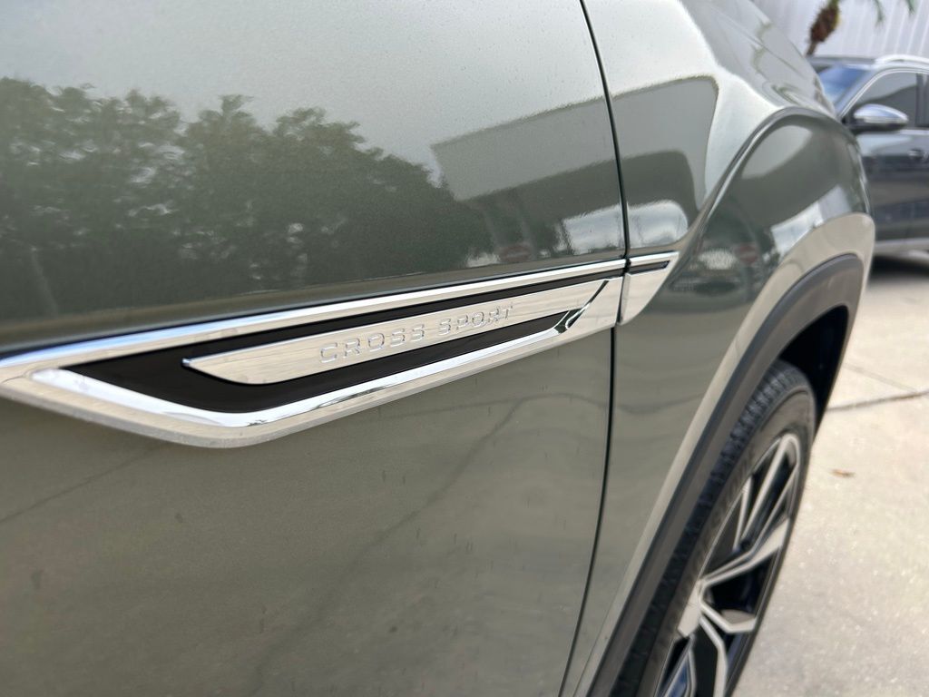 2026 Volkswagen Atlas Cross Sport 2.0T SEL Premium R-Line Tampa FL