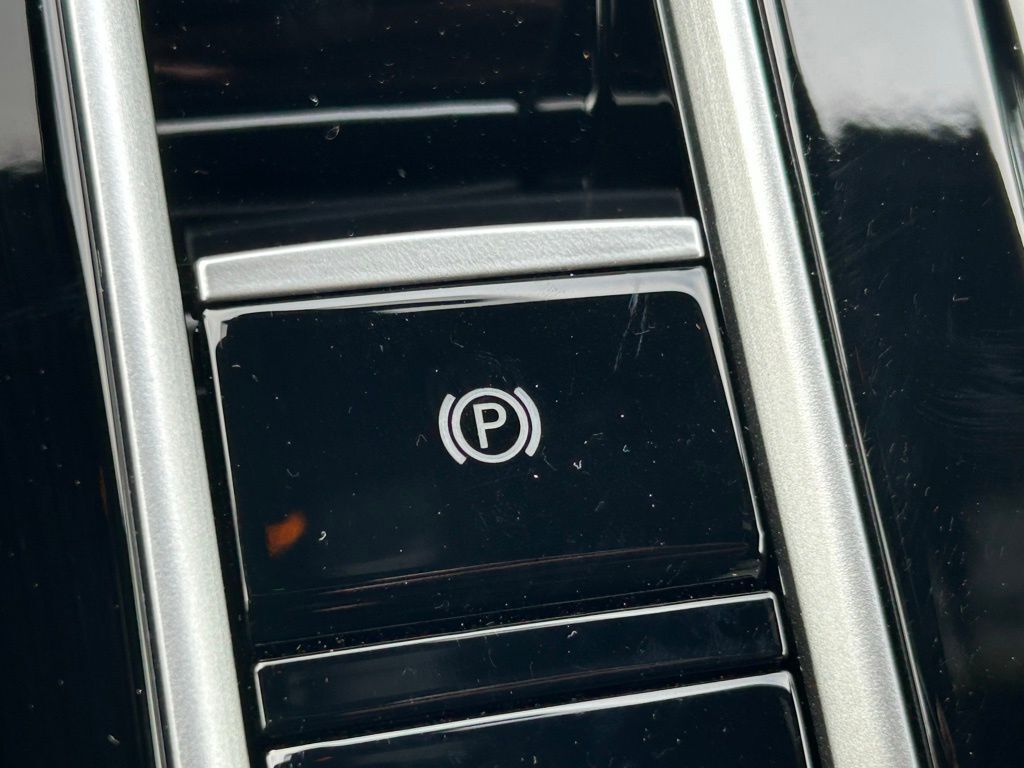 2026 Volkswagen Atlas Cross Sport 2.0T SEL Premium R-Line Tampa FL