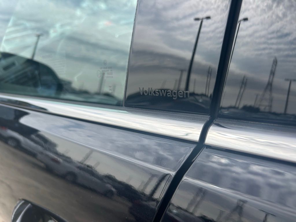 2026 Volkswagen Atlas Cross Sport 2.0T SEL Premium R-Line Tampa FL