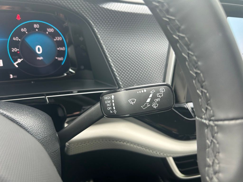 2026 Volkswagen Atlas Cross Sport 2.0T SEL Premium R-Line Tampa FL