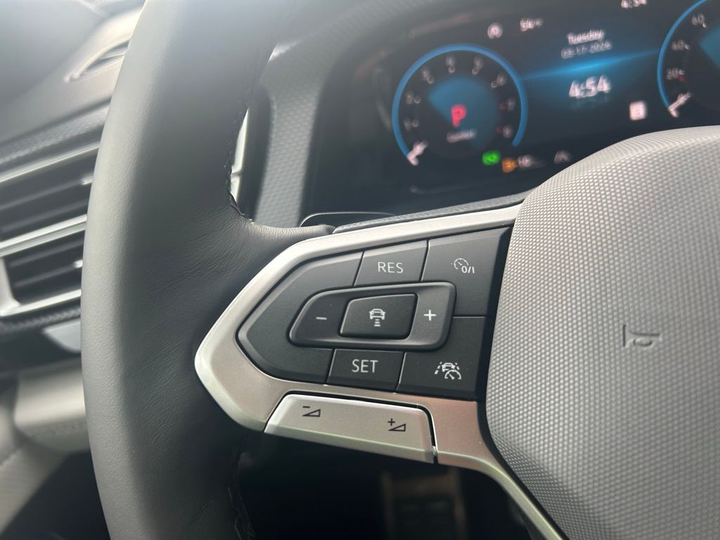 2026 Volkswagen Atlas Cross Sport 2.0T SEL Premium R-Line Tampa FL