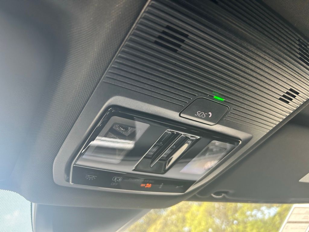 2026 Volkswagen Atlas Cross Sport 2.0T SEL Premium R-Line Tampa FL