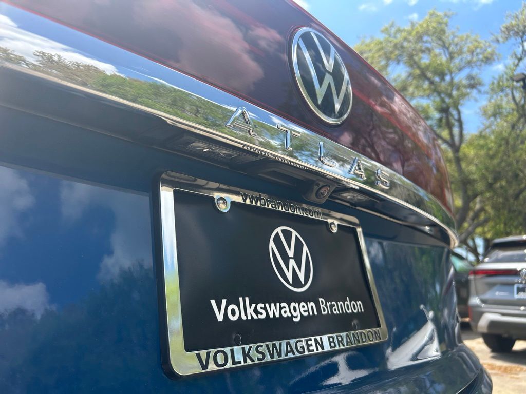 2026 Volkswagen Atlas Cross Sport 2.0T SEL Premium R-Line Tampa FL