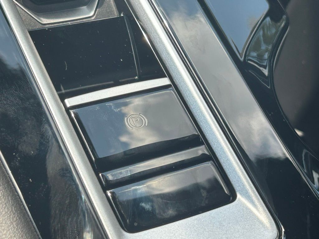 2026 Volkswagen Atlas Cross Sport 2.0T SEL Premium R-Line Tampa FL