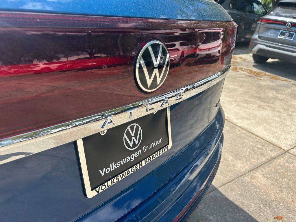 2026 Volkswagen Atlas Cross Sport 2.0T SEL Premium R-Line Tampa FL