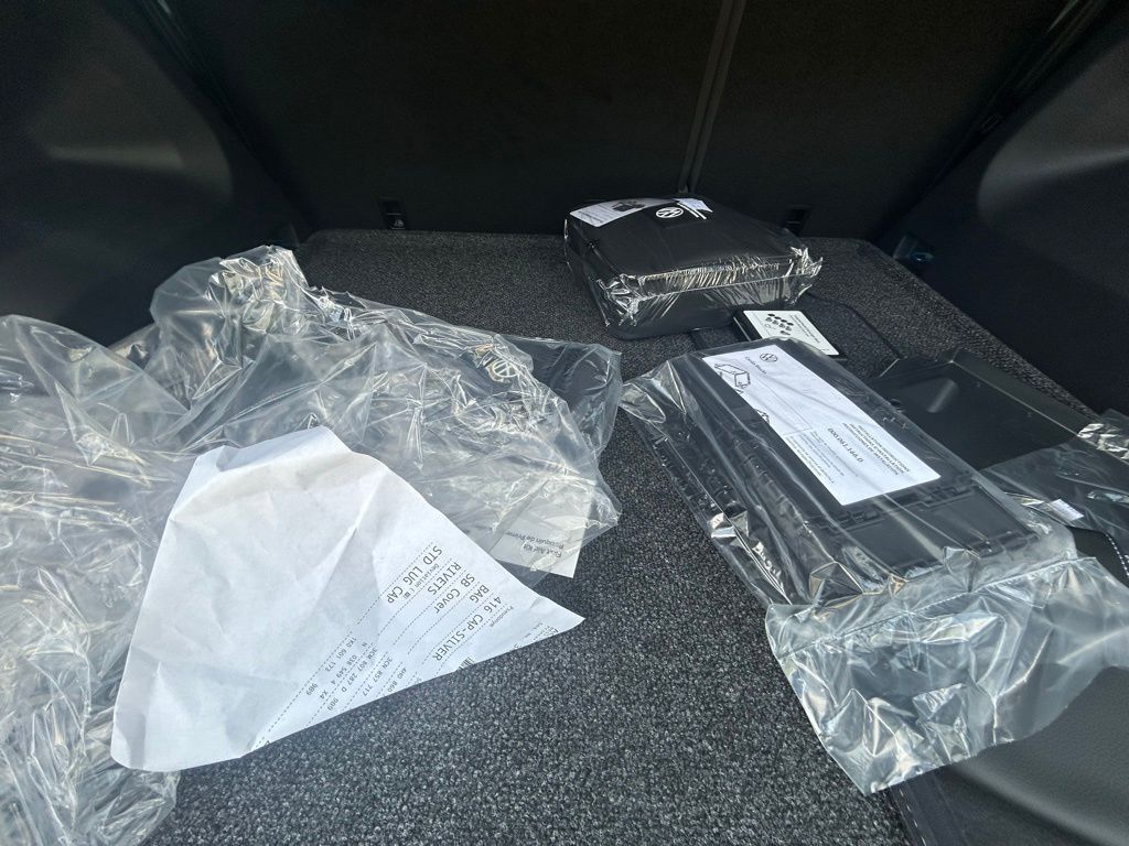 2026 Volkswagen Atlas Cross Sport 2.0T SEL Premium R-Line Tampa FL