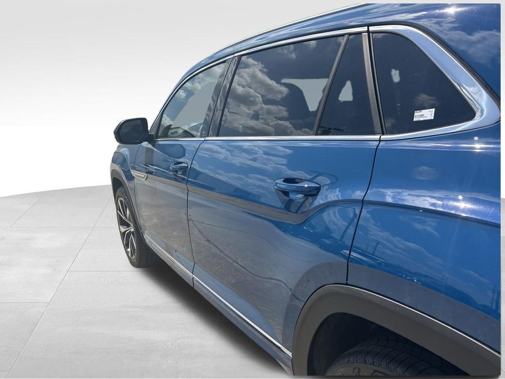 2026 Volkswagen Atlas Cross Sport 2.0T SEL Premium R-Line Tampa FL