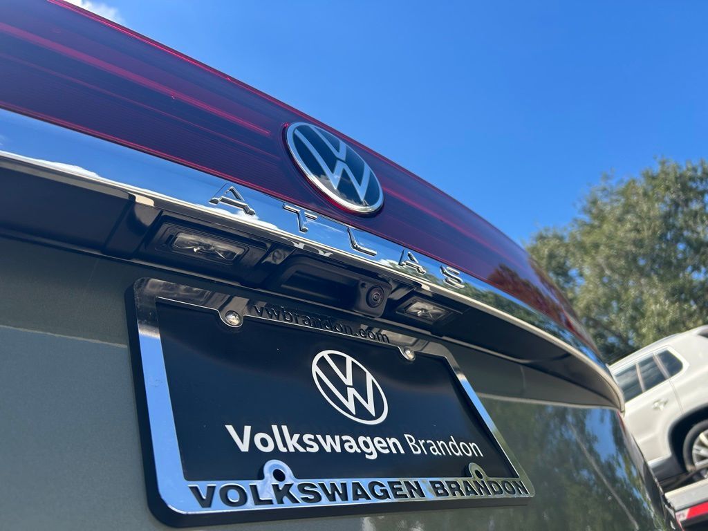 2026 Volkswagen Atlas Cross Sport 2.0T SEL Premium R-Line Tampa FL
