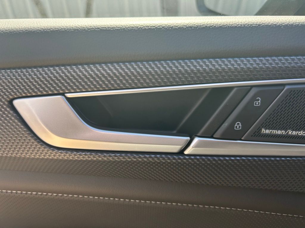 2026 Volkswagen Atlas Cross Sport 2.0T SEL Premium R-Line Tampa FL