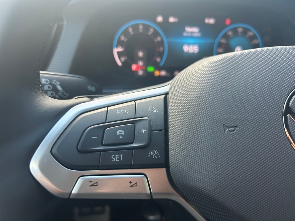 2026 Volkswagen Atlas Cross Sport 2.0T SEL Premium R-Line Tampa FL