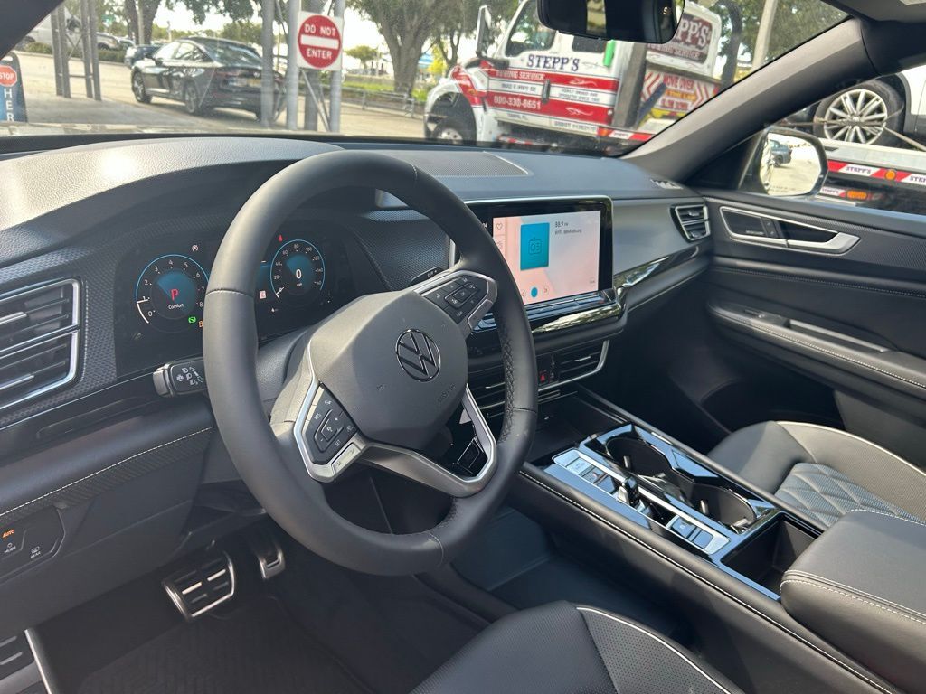 2026 Volkswagen Atlas Cross Sport 2.0T SEL Premium R-Line Tampa FL