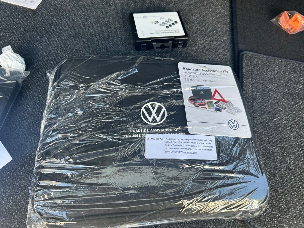 2026 Volkswagen Atlas Cross Sport 2.0T SEL Premium R-Line Tampa FL