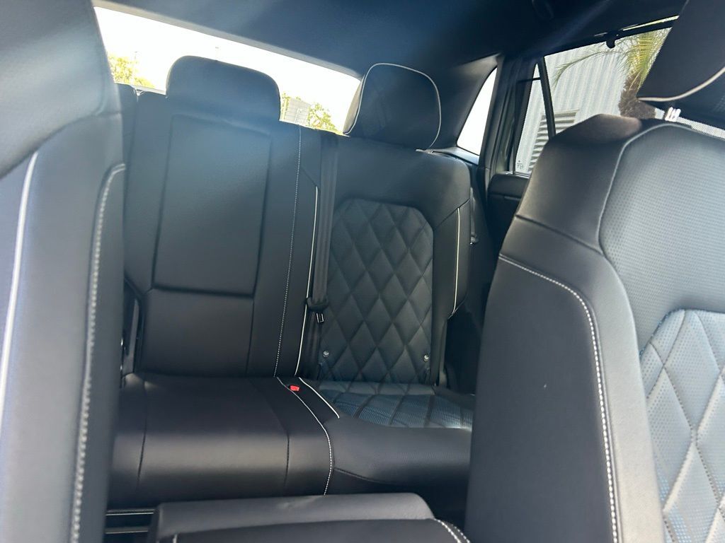 2026 Volkswagen Atlas Cross Sport 2.0T SEL Premium R-Line Tampa FL