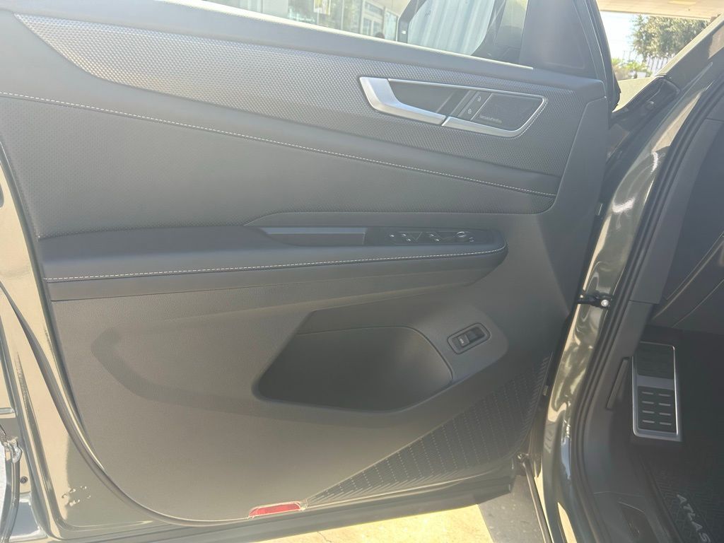 2026 Volkswagen Atlas Cross Sport 2.0T SEL Premium R-Line Tampa FL