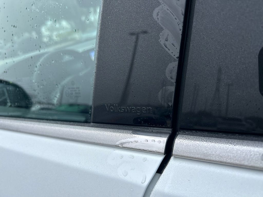 2026 Volkswagen Atlas Cross Sport 2.0T SEL Premium R-Line Tampa FL