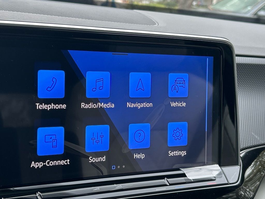 2026 Volkswagen Atlas Cross Sport 2.0T SEL Premium R-Line Tampa FL