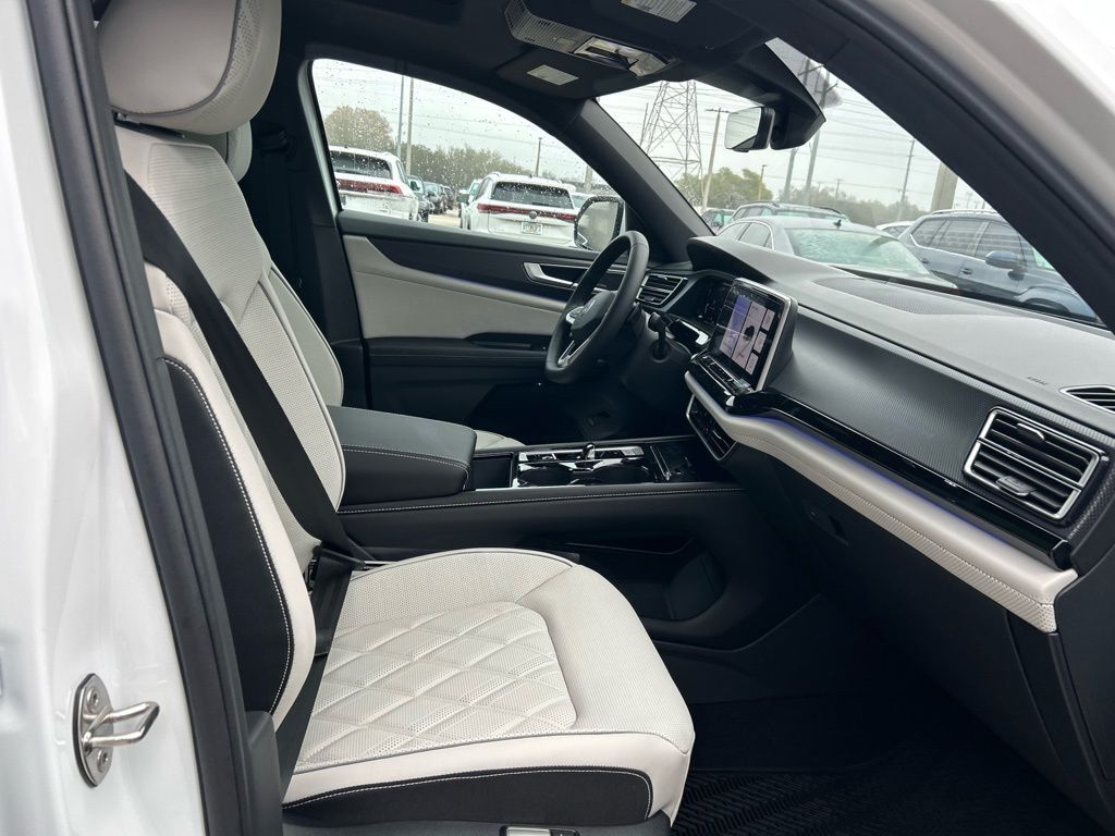 2026 Volkswagen Atlas Cross Sport 2.0T SEL Premium R-Line Tampa FL