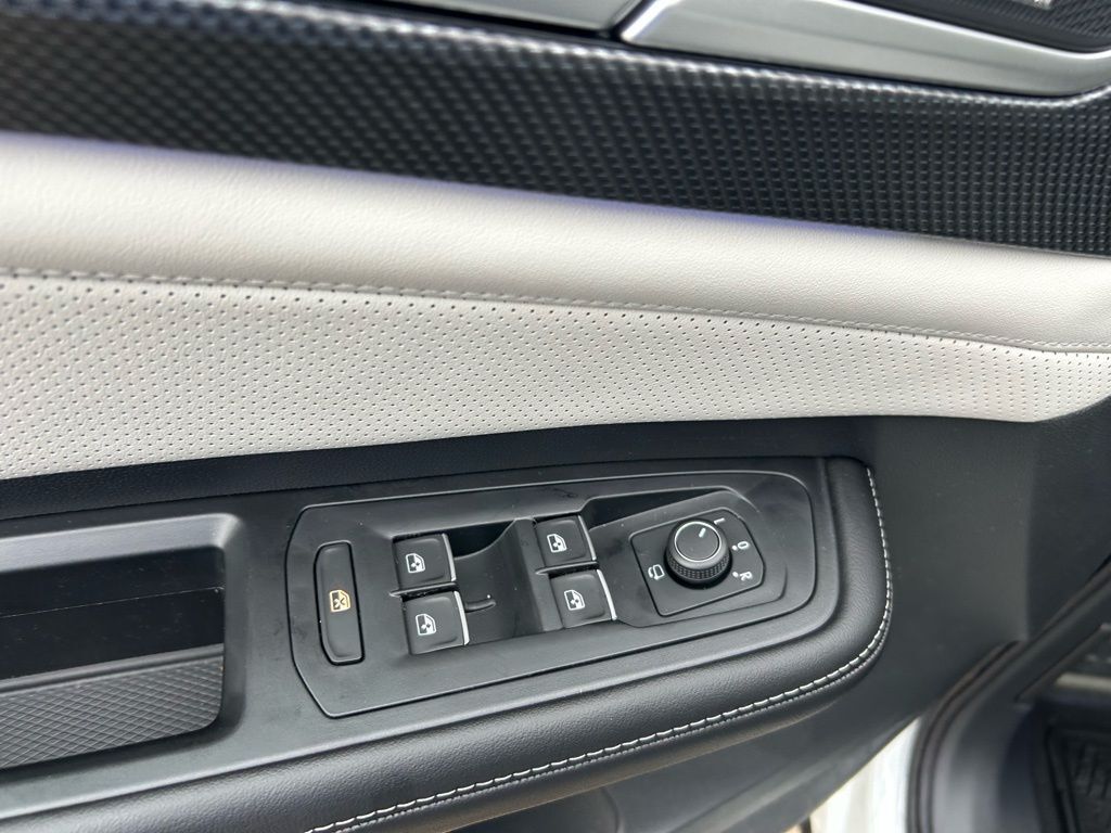 2026 Volkswagen Atlas Cross Sport 2.0T SEL Premium R-Line Tampa FL