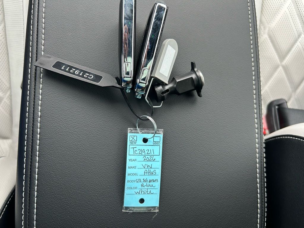 2026 Volkswagen Atlas Cross Sport 2.0T SEL Premium R-Line Tampa FL