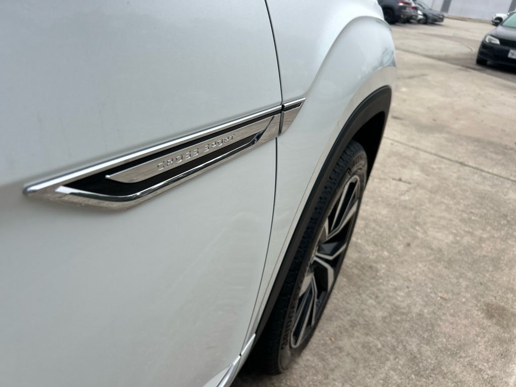 2026 Volkswagen Atlas Cross Sport 2.0T SEL Premium R-Line Tampa FL