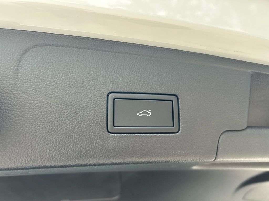 2026 Volkswagen Atlas Cross Sport 2.0T SEL Premium R-Line Tampa FL