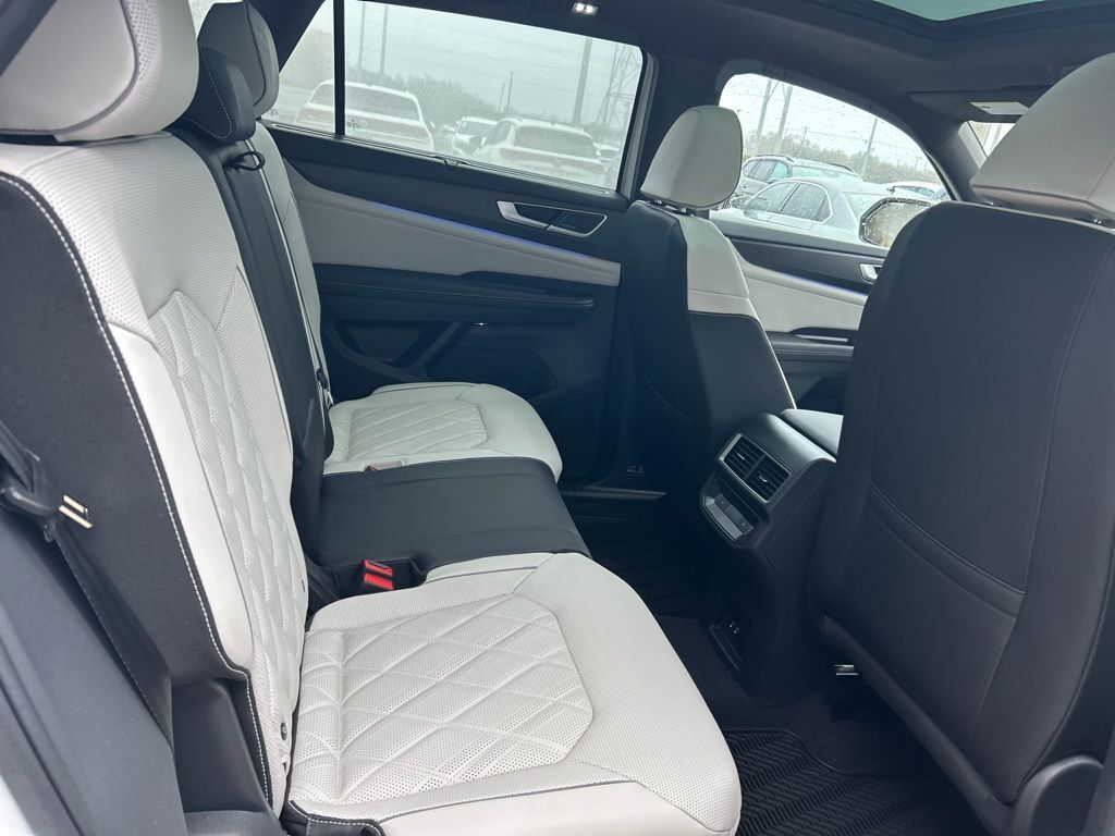 2026 Volkswagen Atlas Cross Sport 2.0T SEL Premium R-Line Tampa FL