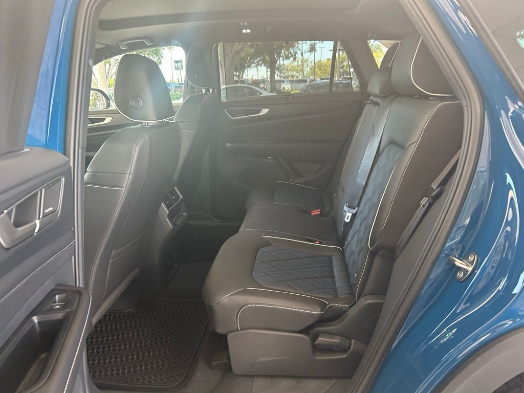 2026 Volkswagen Atlas Cross Sport 2.0T SEL Premium R-Line Tampa FL