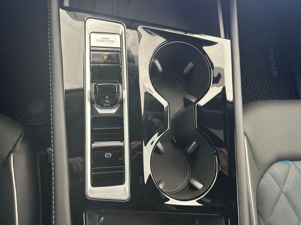 2026 Volkswagen Atlas Cross Sport 2.0T SEL Premium R-Line Tampa FL