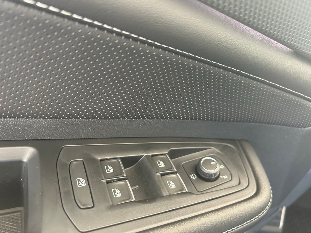 2026 Volkswagen Atlas Cross Sport 2.0T SEL Premium R-Line Tampa FL