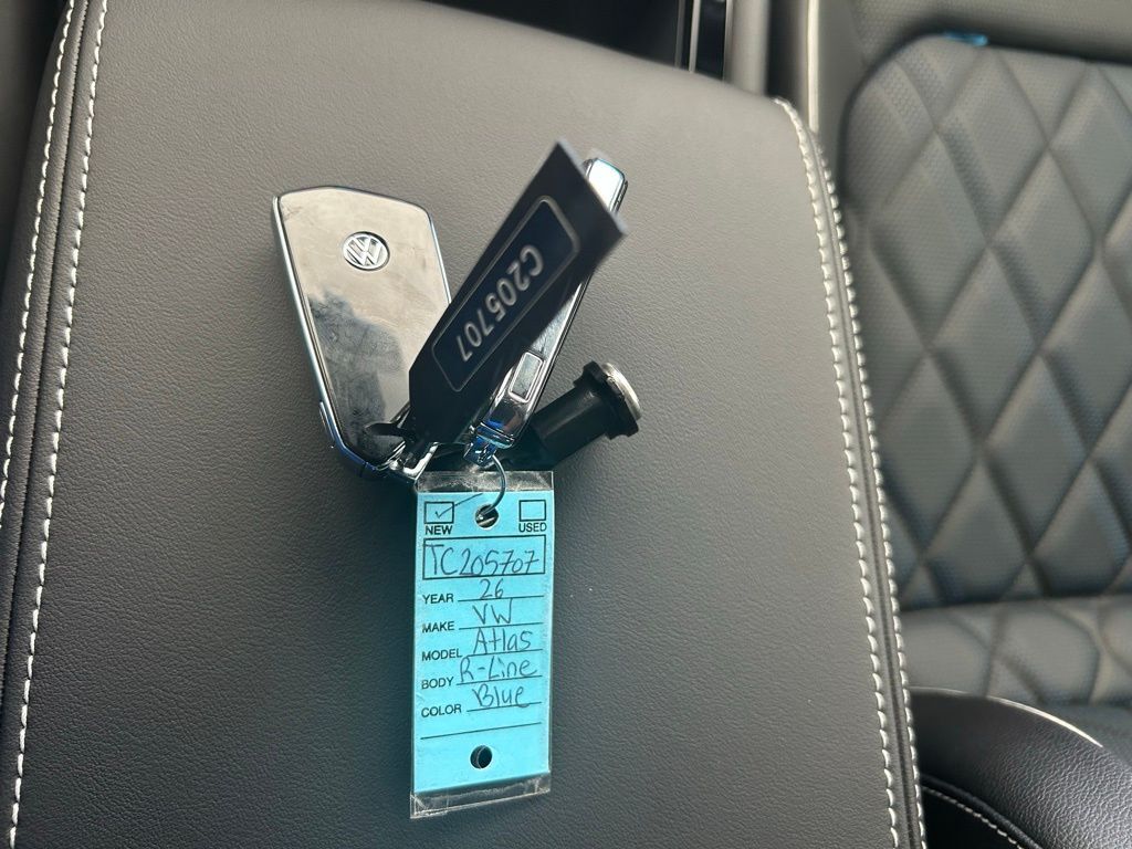 2026 Volkswagen Atlas Cross Sport 2.0T SEL Premium R-Line Tampa FL