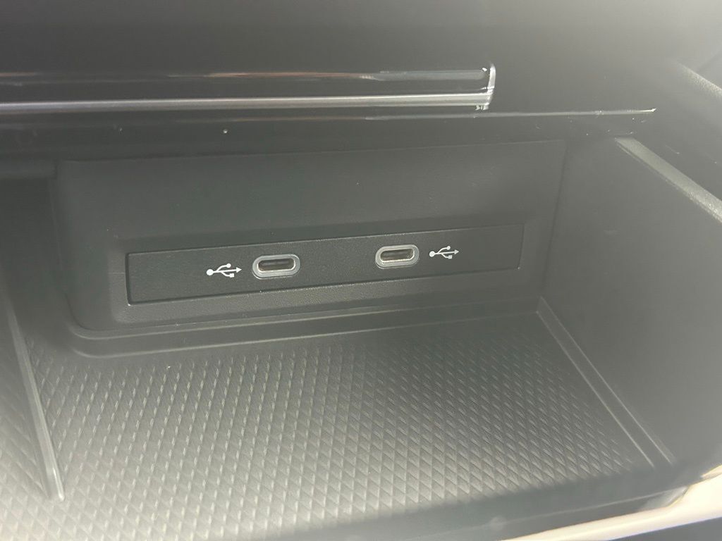 2026 Volkswagen Atlas Cross Sport 2.0T SEL Premium R-Line Tampa FL