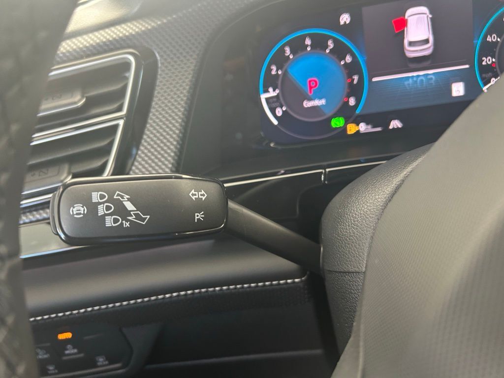 2026 Volkswagen Atlas Cross Sport 2.0T SEL Premium R-Line Tampa FL