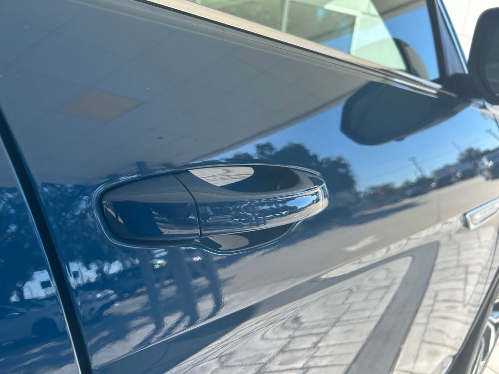 2026 Volkswagen Atlas Cross Sport 2.0T SEL Premium R-Line Tampa FL