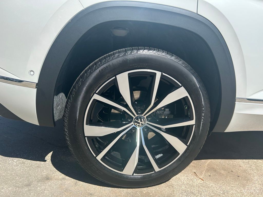 2026 Volkswagen Atlas Cross Sport 2.0T SEL Premium R-Line Tampa FL