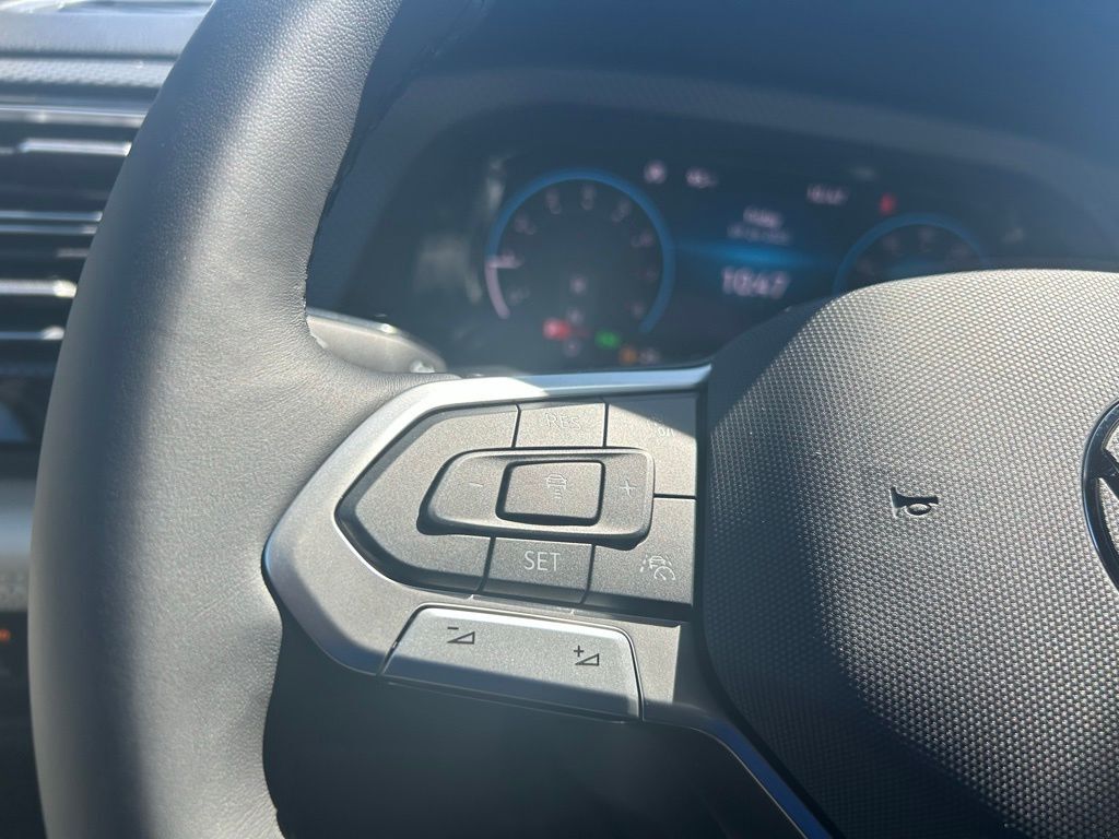 2026 Volkswagen Atlas Cross Sport 2.0T SEL Premium R-Line Tampa FL