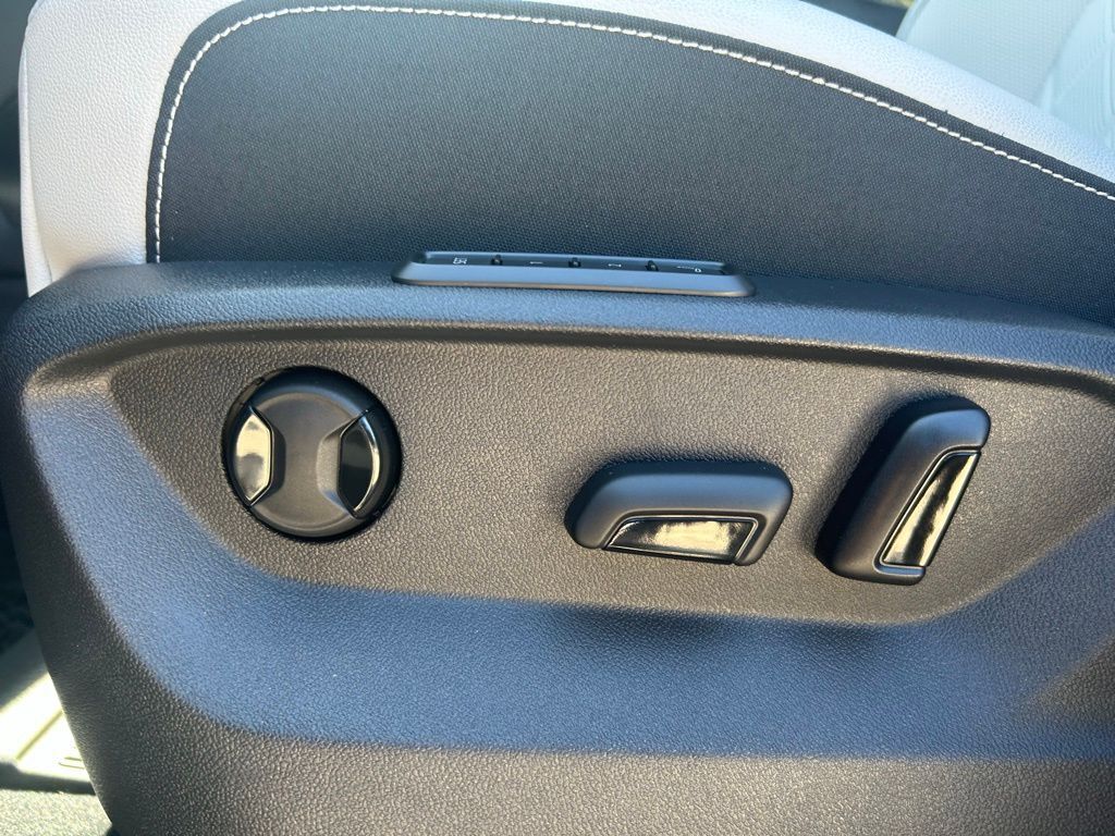 2026 Volkswagen Atlas Cross Sport 2.0T SEL Premium R-Line Tampa FL